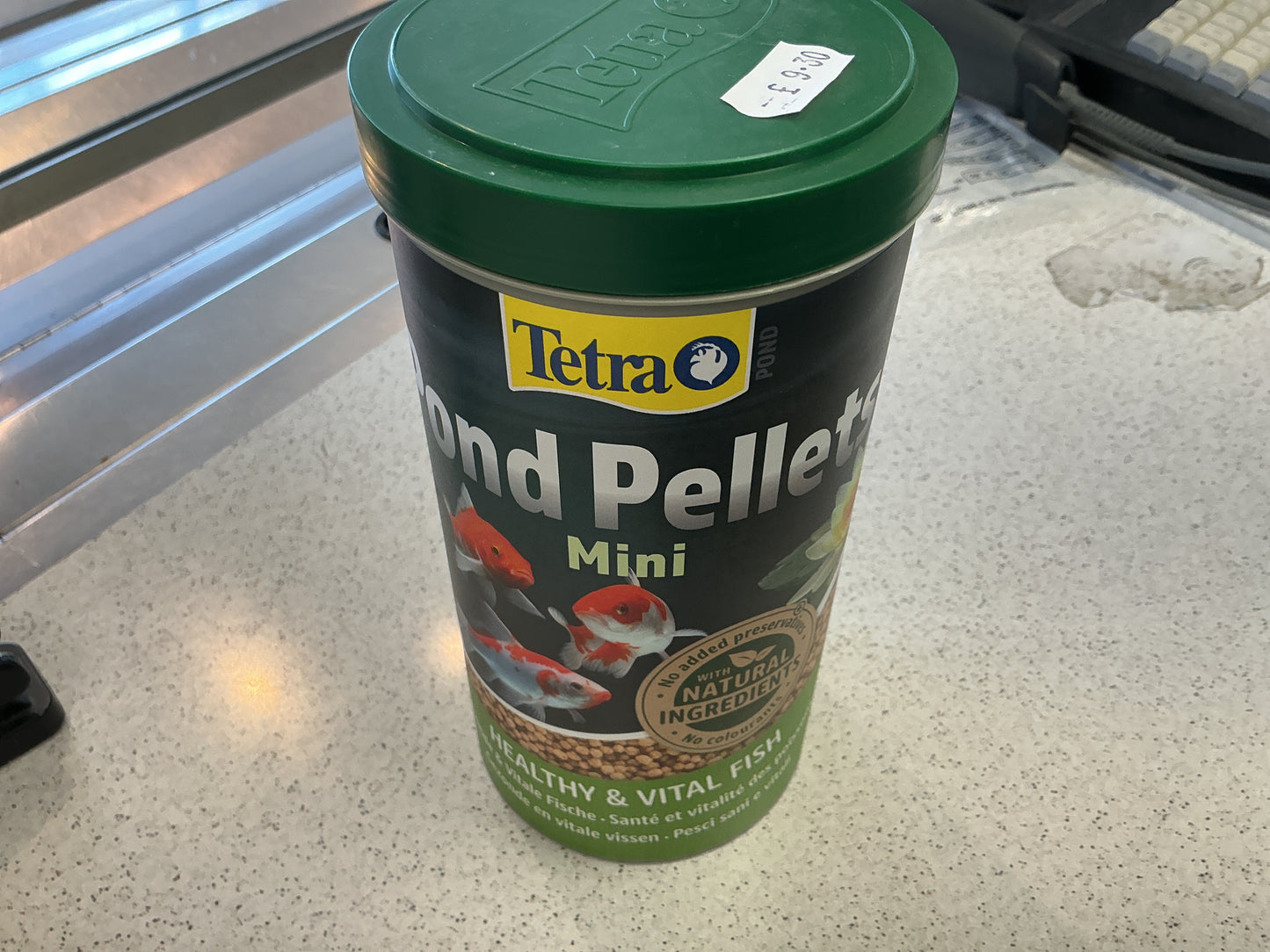 Tetra Pond pellets mini
