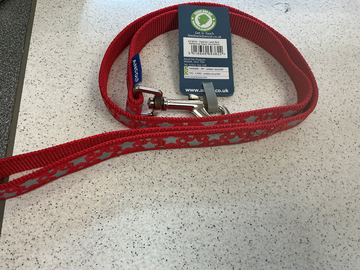 Ancol padded snap lead reflective stars