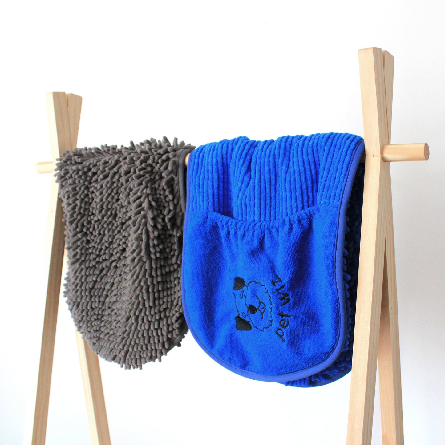 Pet Wiz - Microfibre Noodle / Chenille Dog Towel