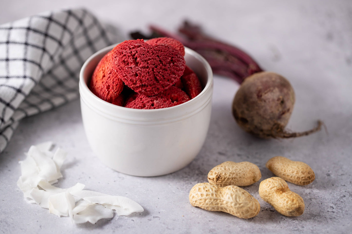 Life Of Riley Bakery Ltd - Grain Free Beetroot Hearts / Kisses - Nutritionist Approved